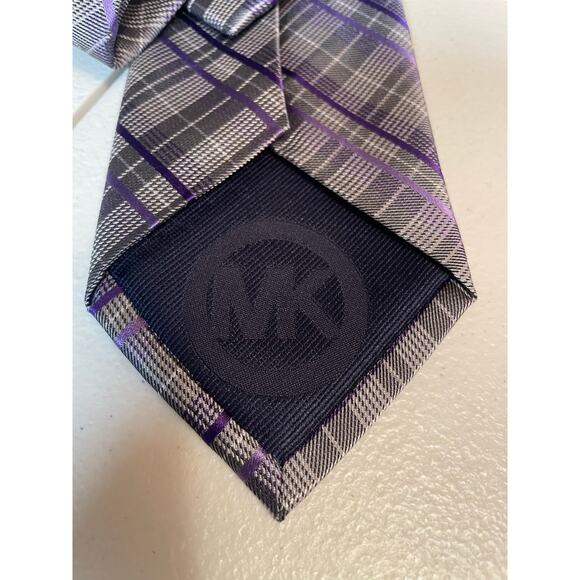 Michael‎ Kors 100% silk tie purple silver gray striped - Picture 2 of 3